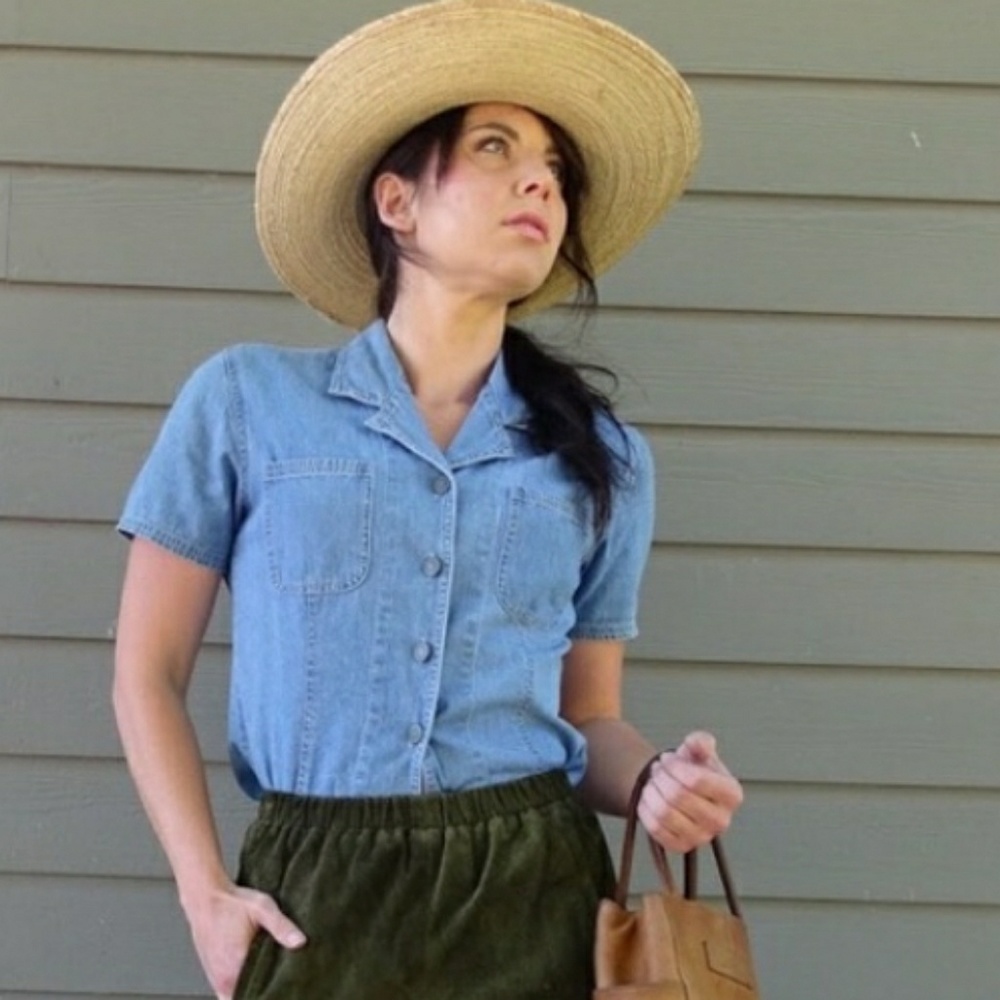 Meet your Posher, Ashley